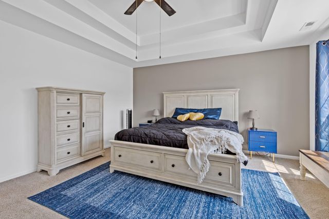 2207 Mary Lane, Valparaiso, IN 46383