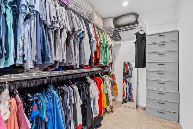 2207 Mary Lane, Valparaiso, IN 46383