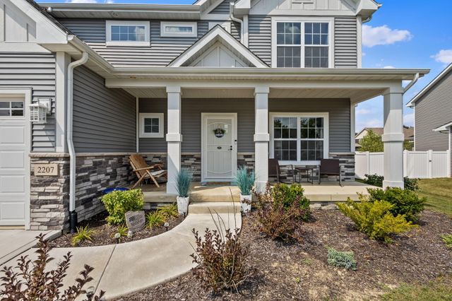 2207 Mary Lane, Valparaiso, IN 46383