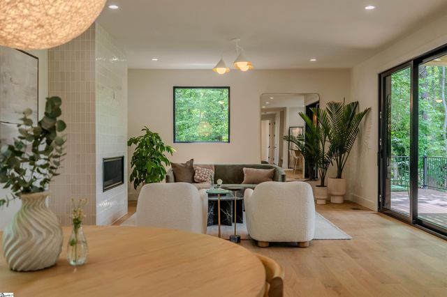 454 Enoree Road, Travelers Rest, SC 29690