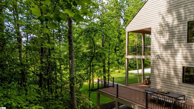 454 Enoree Road, Travelers Rest, SC 29690