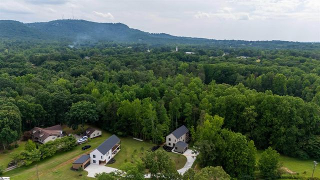 454 Enoree Road, Travelers Rest, SC 29690