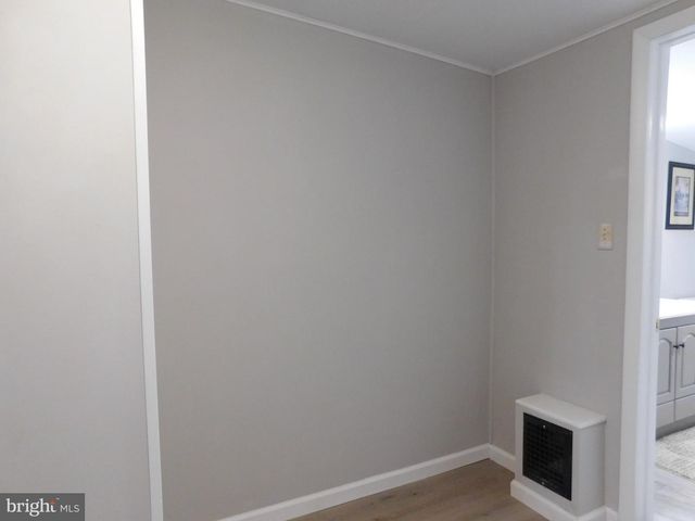 1103 W MARKET ST, Pottsville, PA 17901