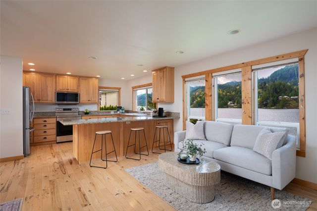 18304 South West View Road, Mount Vernon, WA 98274