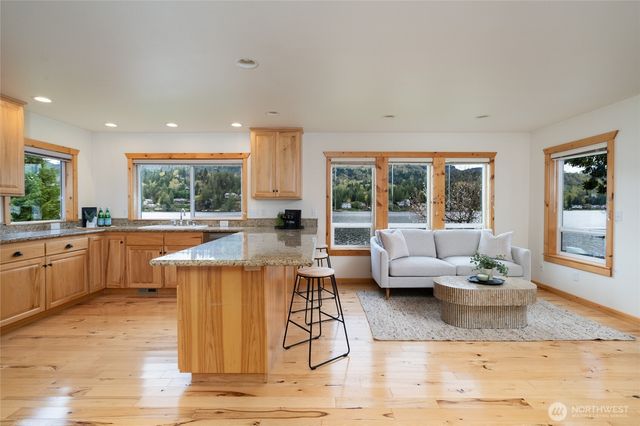 18304 South West View Road, Mount Vernon, WA 98274