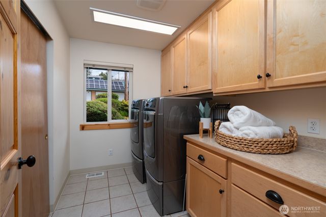 18304 South West View Road, Mount Vernon, WA 98274