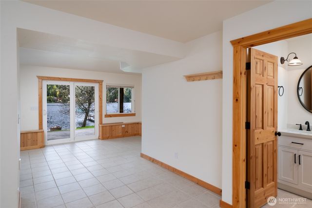 18304 South West View Road, Mount Vernon, WA 98274