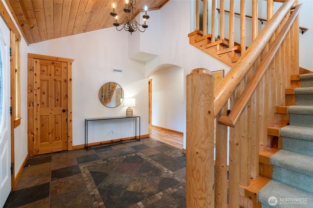 18304 South West View Road, Mount Vernon, WA 98274