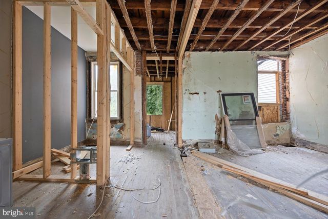 2906 VIOLET AVE, Baltimore, MD 21215