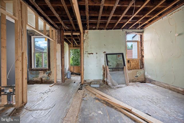 2906 VIOLET AVE, Baltimore, MD 21215