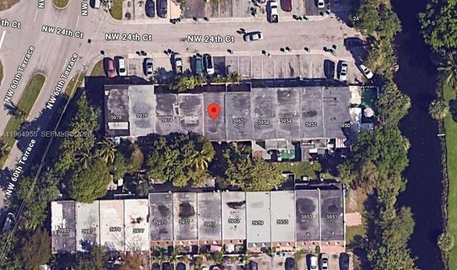 5966 NW 24th Ct, Sunrise, FL 33313