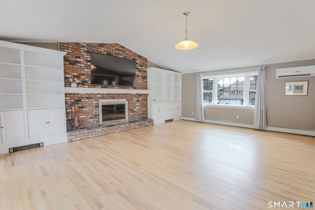 46 Westminster Drive, West Hartford, CT 06107