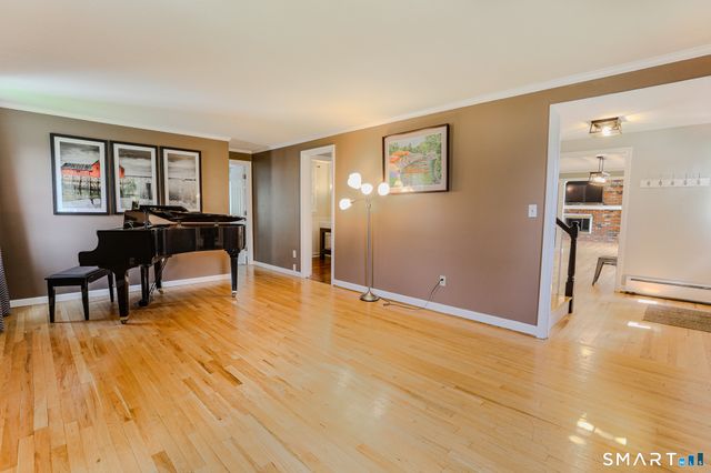 46 Westminster Drive, West Hartford, CT 06107