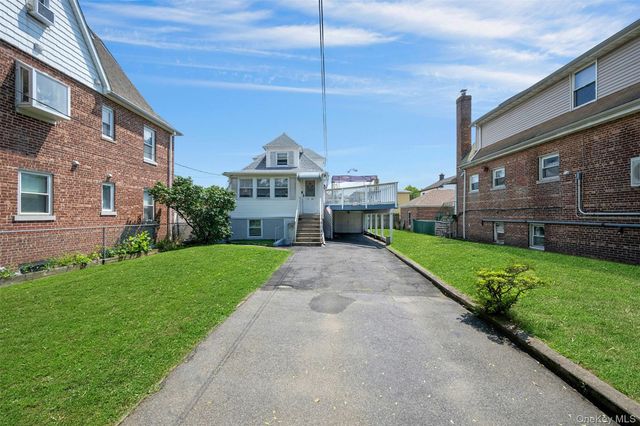 1650 Research Avenue, Bronx, NY 10465