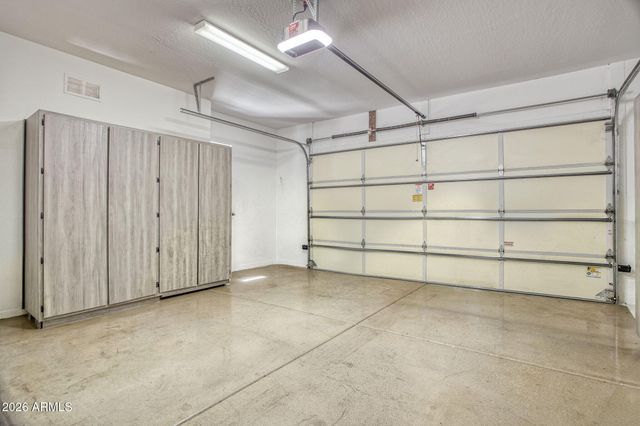 3432 E LIONS Street, Phoenix, AZ 85018