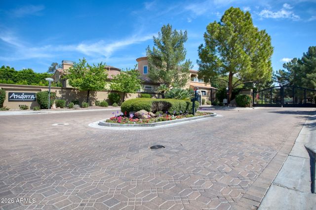 3432 E LIONS Street, Phoenix, AZ 85018