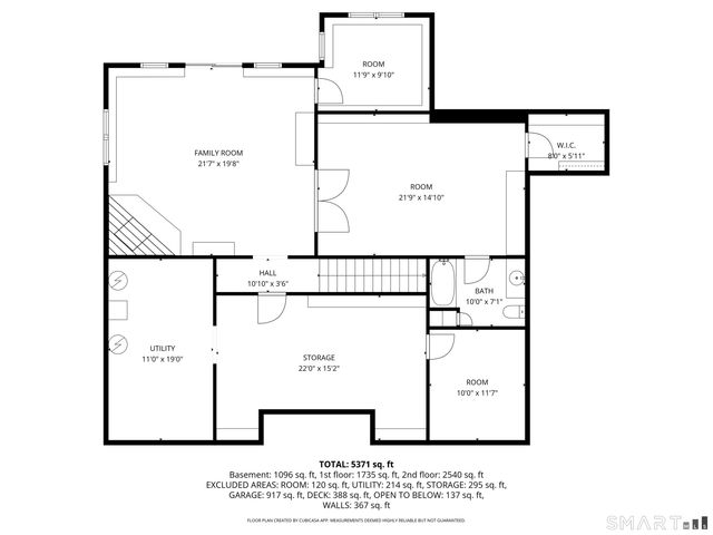 35 Coach Light Drive, Woodbury, CT 06798