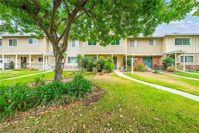 644 E Lee, Azusa, CA 91702