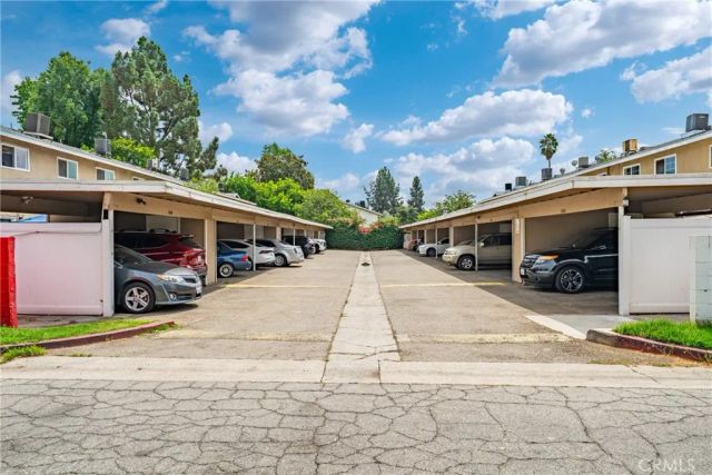 644 E Lee Place, Azusa, CA 91702