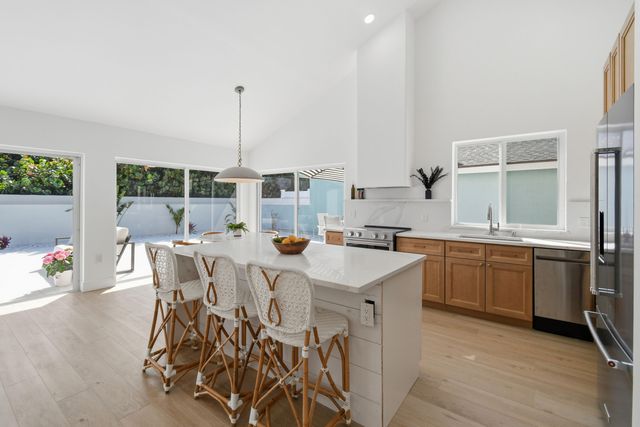 198 Ridge Road, Jupiter, FL 33477