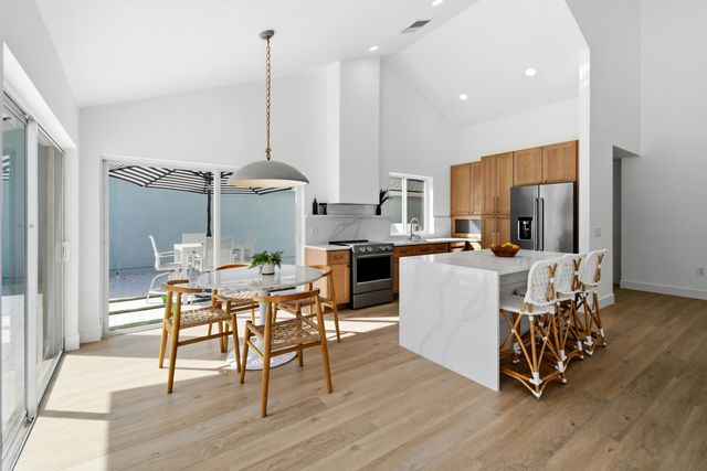 198 Ridge Road, Jupiter, FL 33477