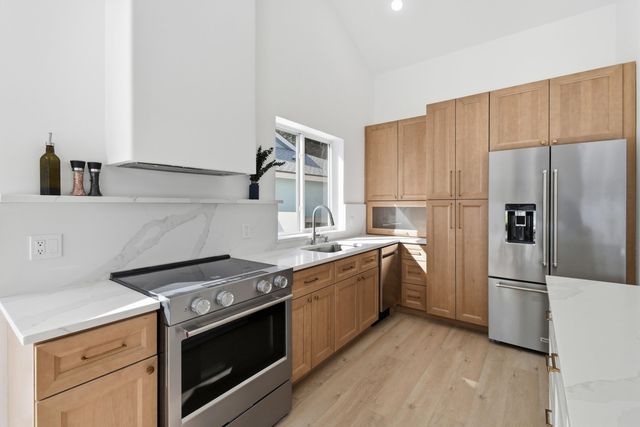 198 Ridge Road, Jupiter, FL 33477