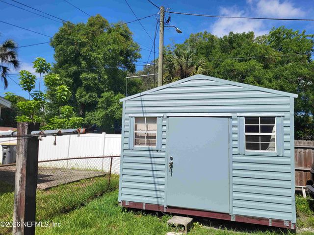 2822 FLANDERS Street, Jacksonville, FL 32206