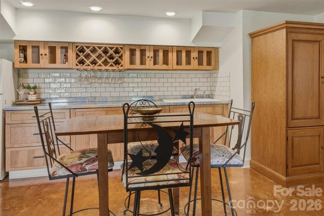 3002 Lake Shore Road S, Denver, NC 28037