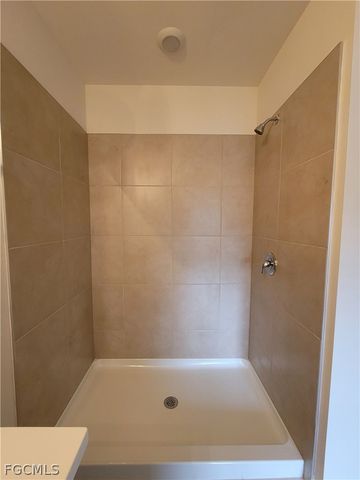 337 SW 30th AVE, Cape Coral, FL 33991