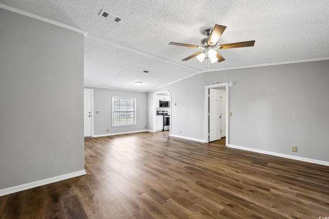 305 Opal Ave., Little River, SC 29566