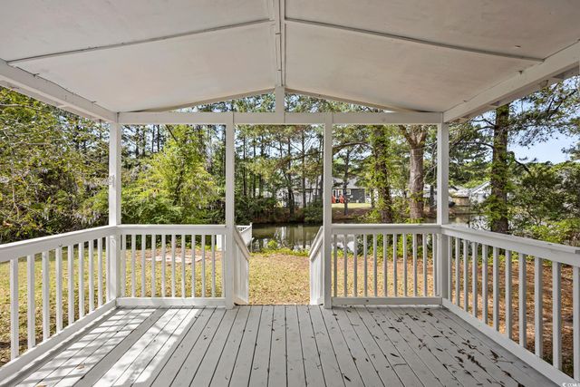 305 Opal Ave., Little River, SC 29566