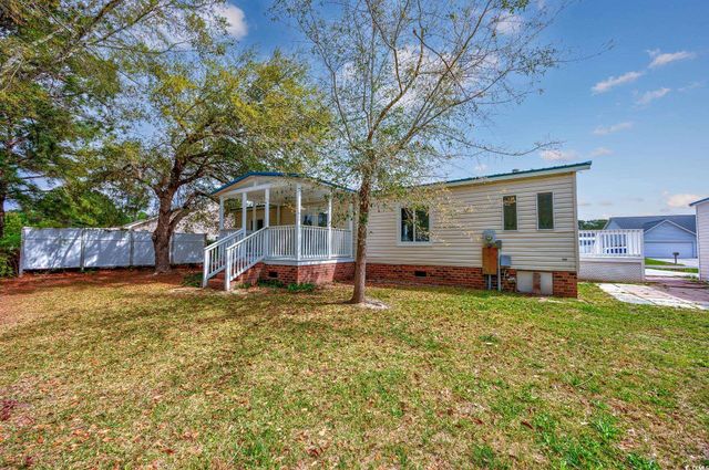305 Opal Ave., Little River, SC 29566