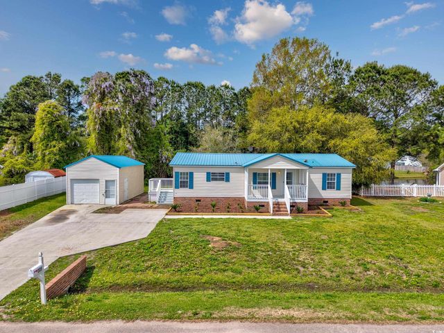 305 Opal Ave., Little River, SC 29566