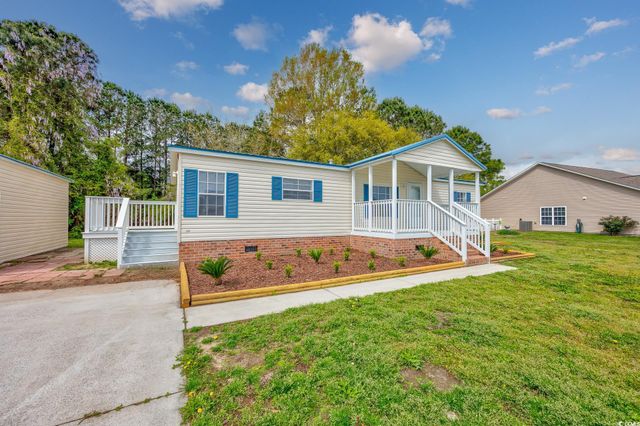 305 Opal Ave., Little River, SC 29566