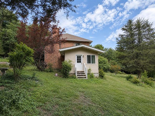 750 Hemlock RD NW, Roanoke, VA 24017