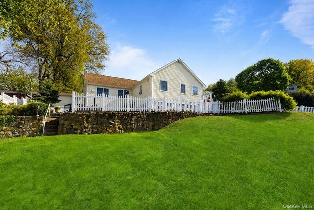 11 Daisy Drive, Mahopac, NY 10541