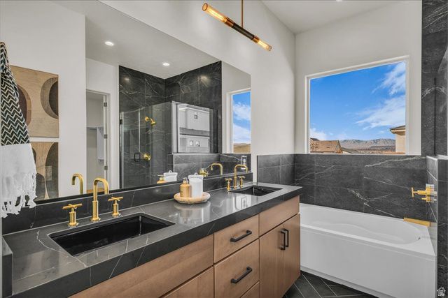 1568 E BLACK BRUSH DR, Washington, UT 84780