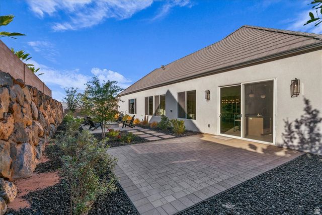 1568 E BLACK BRUSH DR, Washington, UT 84780
