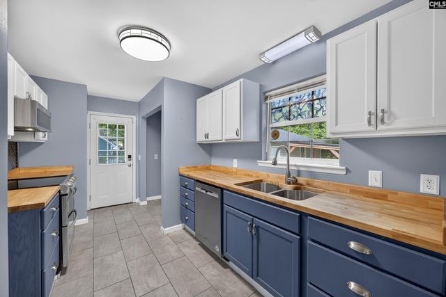 120 Shantel Court, Lexington, SC 29073