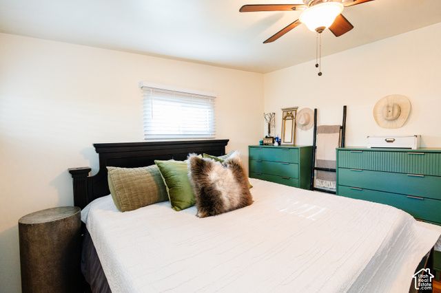 924 N 500 E, North Salt Lake, UT 84054