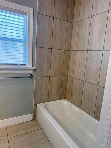 1921 NW 38 Street, Oklahoma City, OK 73118