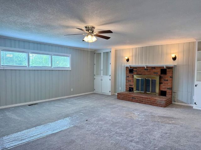 1921 NW 38 Street, Oklahoma City, OK 73118