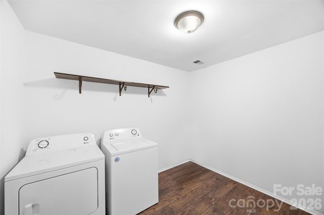 6924 Woodfield Drive, Charlotte, NC 28215