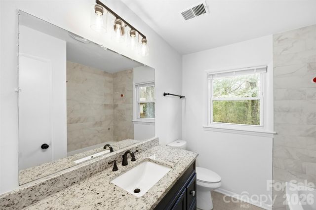 6924 Woodfield Drive, Charlotte, NC 28215