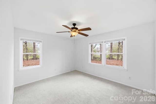 6924 Woodfield Drive, Charlotte, NC 28215