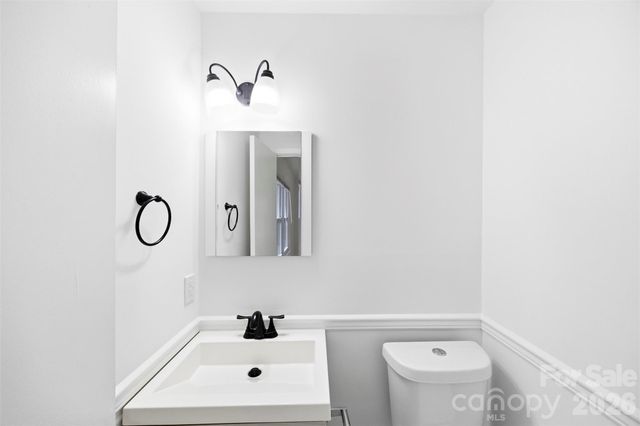 6924 Woodfield Drive, Charlotte, NC 28215