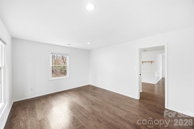 6924 Woodfield Drive, Charlotte, NC 28215