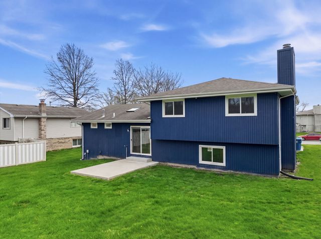 3494 Fairway Drive, Crete, IL 60417