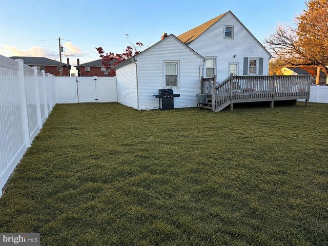 102 MOUNT EPHRAIM AVE, Mt Ephraim, NJ 08059