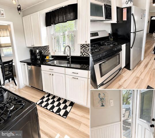 102 MOUNT EPHRAIM AVE, Mt Ephraim, NJ 08059